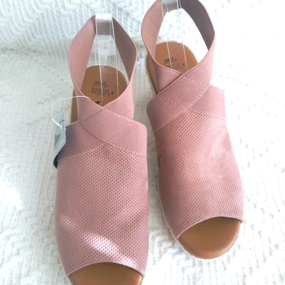 Sonoma Shoes - Picture 2 of 9